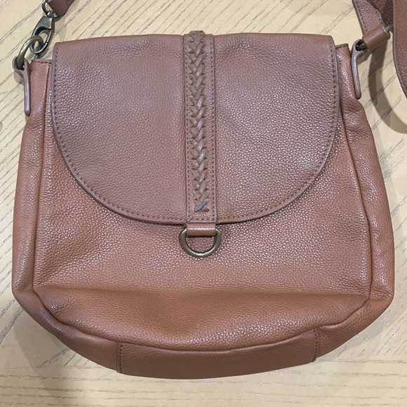 Lucky Brand Ali Flap Crossbody Leather Bag - Picture 2 of 11